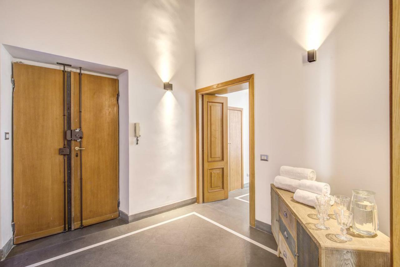 Via Sistina - Within Walking Distance Of Everything